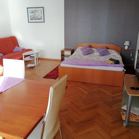 סלאבונסקי ברוד Guesthouse Sava מראה חיצוני תמונה