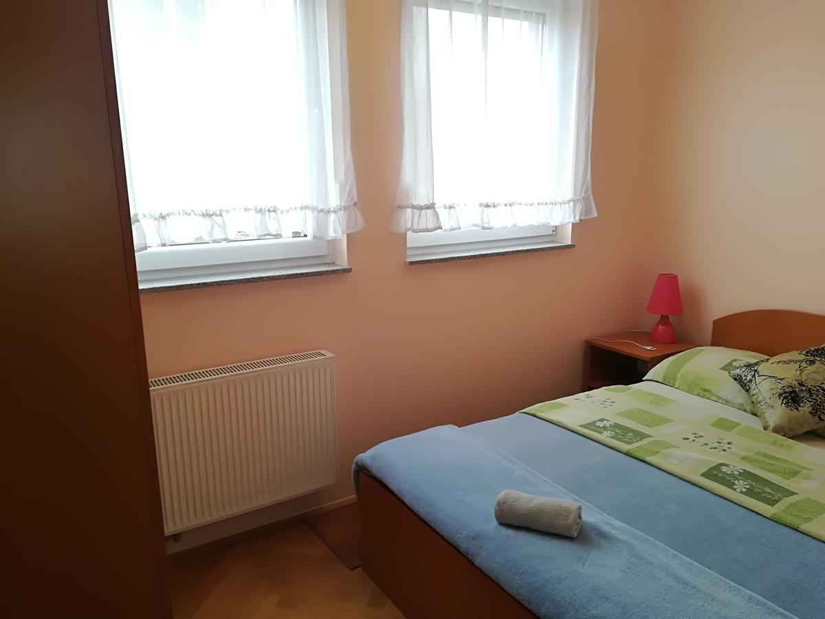סלאבונסקי ברוד Guesthouse Sava מראה חיצוני תמונה