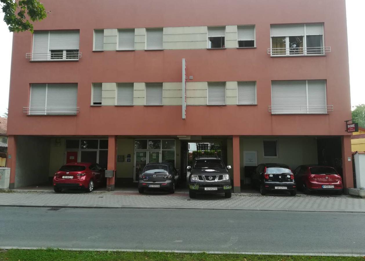סלאבונסקי ברוד Guesthouse Sava מראה חיצוני תמונה