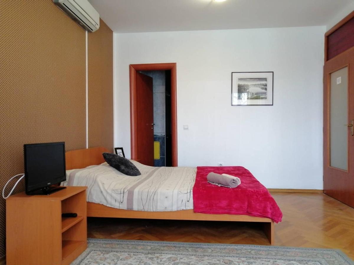 סלאבונסקי ברוד Guesthouse Sava מראה חיצוני תמונה