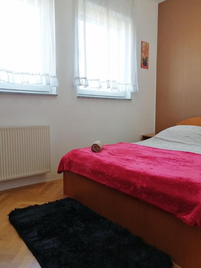 סלאבונסקי ברוד Guesthouse Sava מראה חיצוני תמונה