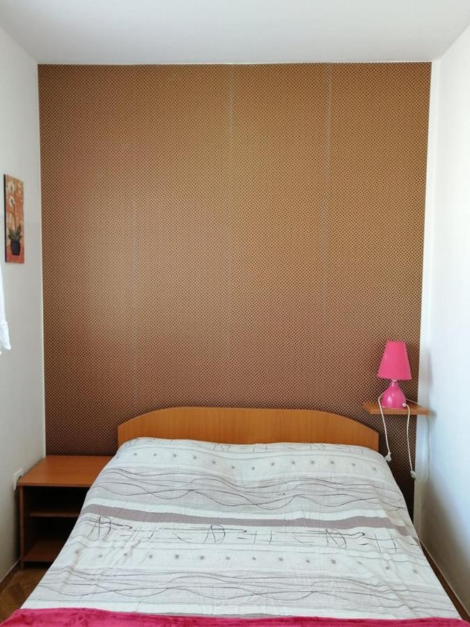 סלאבונסקי ברוד Guesthouse Sava מראה חיצוני תמונה
