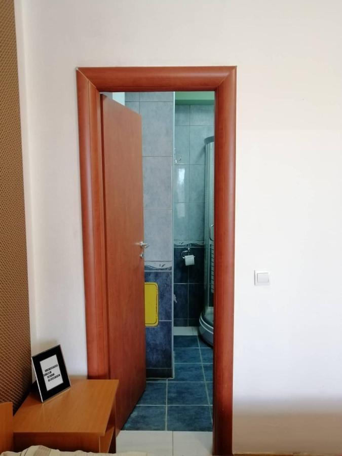 סלאבונסקי ברוד Guesthouse Sava מראה חיצוני תמונה